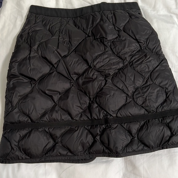Moncler quilted mini skirt - Picture 5 of 9